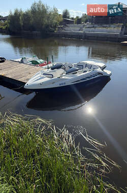Катер BRP Speedster 2006 в Києві