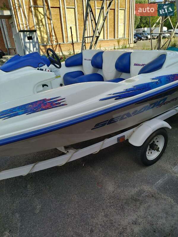Катер BRP Sportster 2001 в Киеве