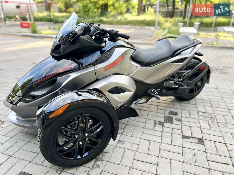 Трайк BRP Spyder 2011 в Днепре фото 10 Трайк BRP Spyder 2011 в Днепре