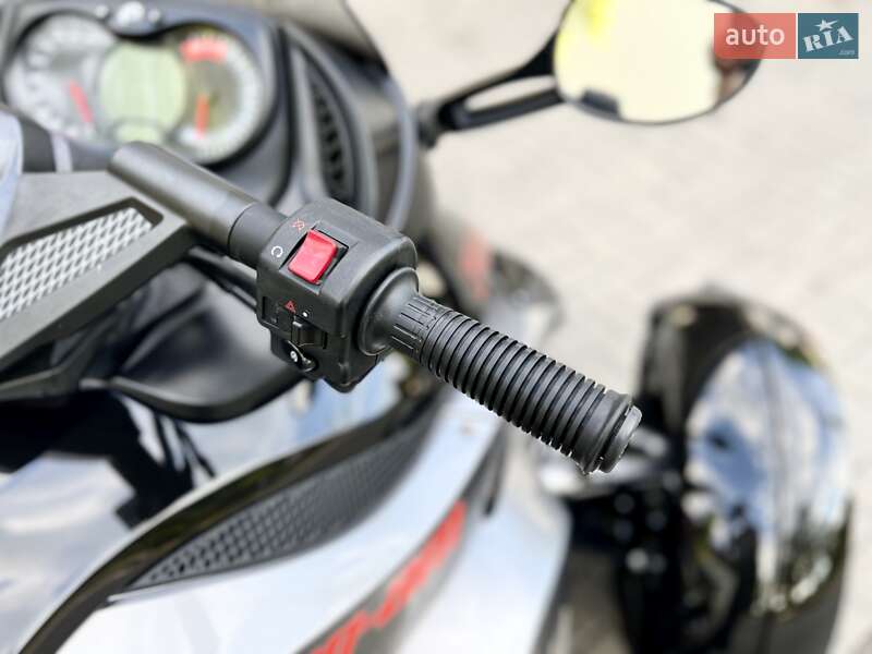 Трайк BRP Spyder 2011 в Днепре фото 16 Трайк BRP Spyder 2011 в Днепре