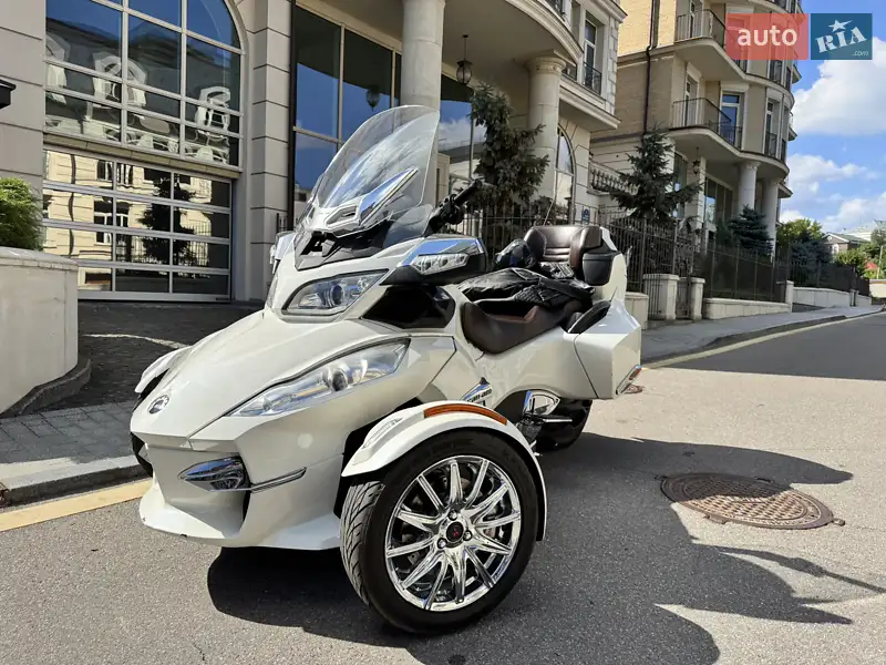 BRP Spyder 2013
