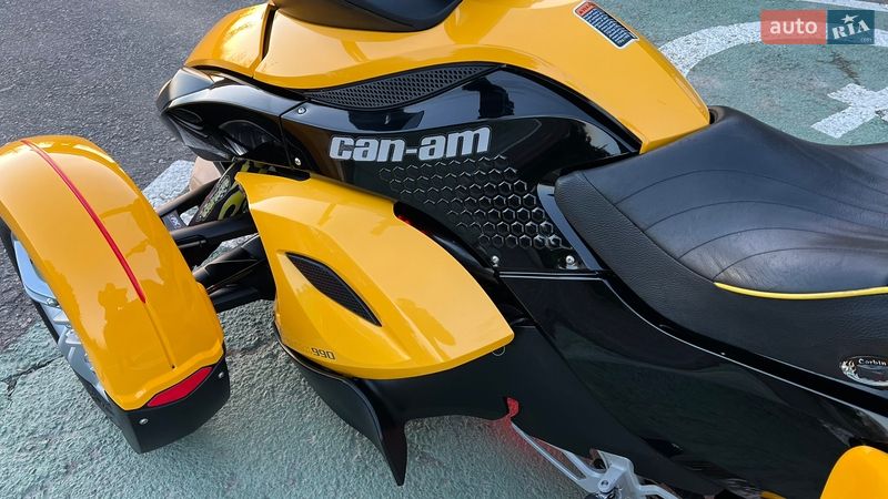 Трицикл BRP Spyder 2010 в Дубно