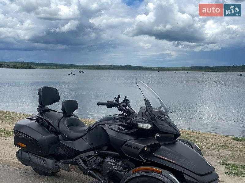 Трицикл BRP Spyder 2016 в Львове