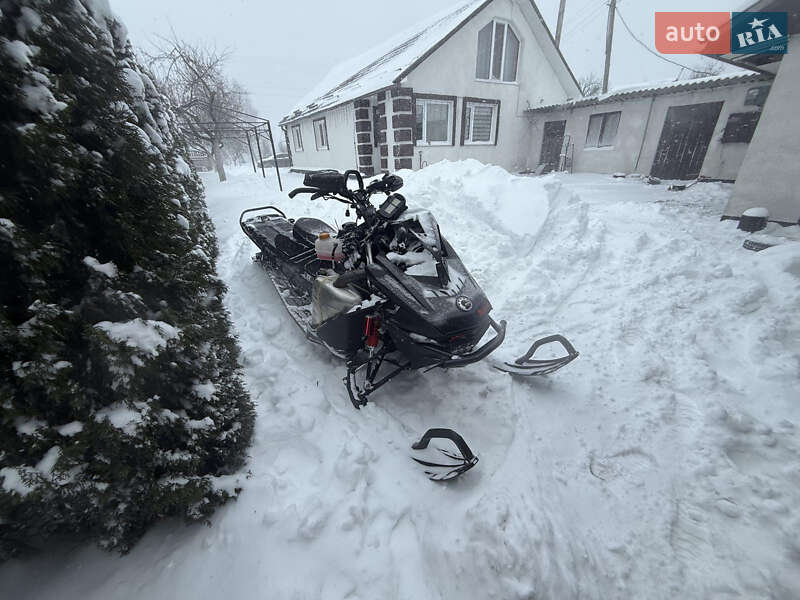 Снегоходы для охоты и рыбалки BRP Summit 2022 в Костополе