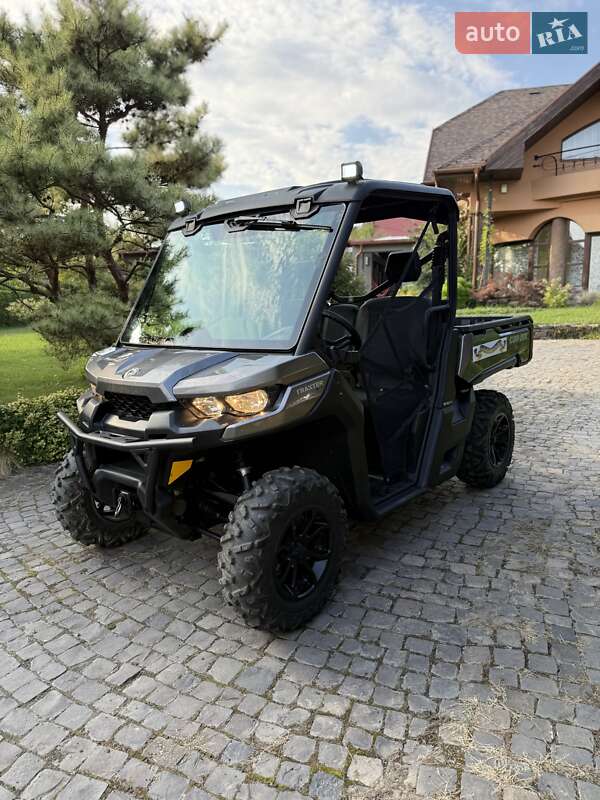 Квадроцикл утилітарний BRP Traxter 2018 в Ужгороді