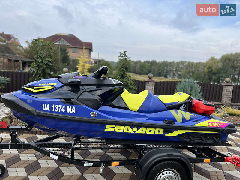 Гидроцикл туристический BRP Wake 2020 в Летичеве