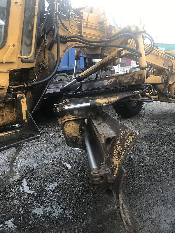 Автогрейдер Брянский Арсенал ДЗ 1990 в Умани