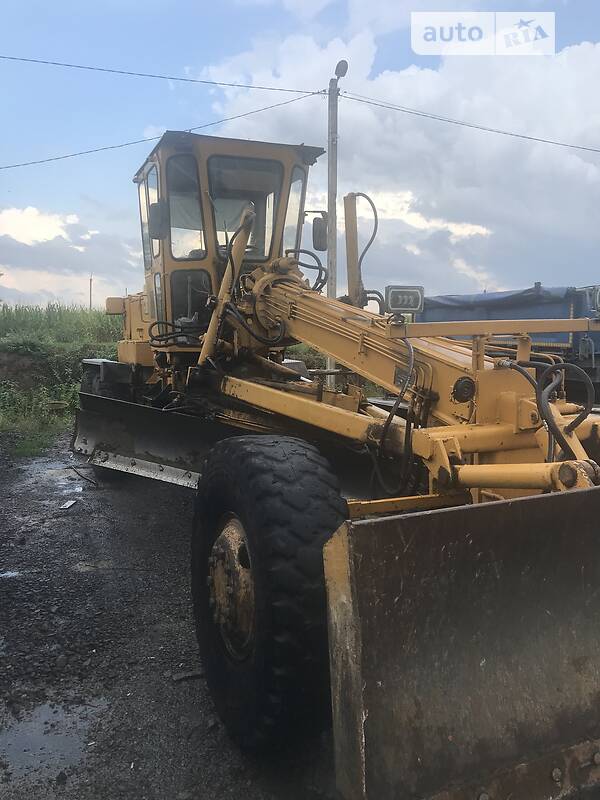 Автогрейдер Брянский Арсенал ДЗ 1990 в Умани
