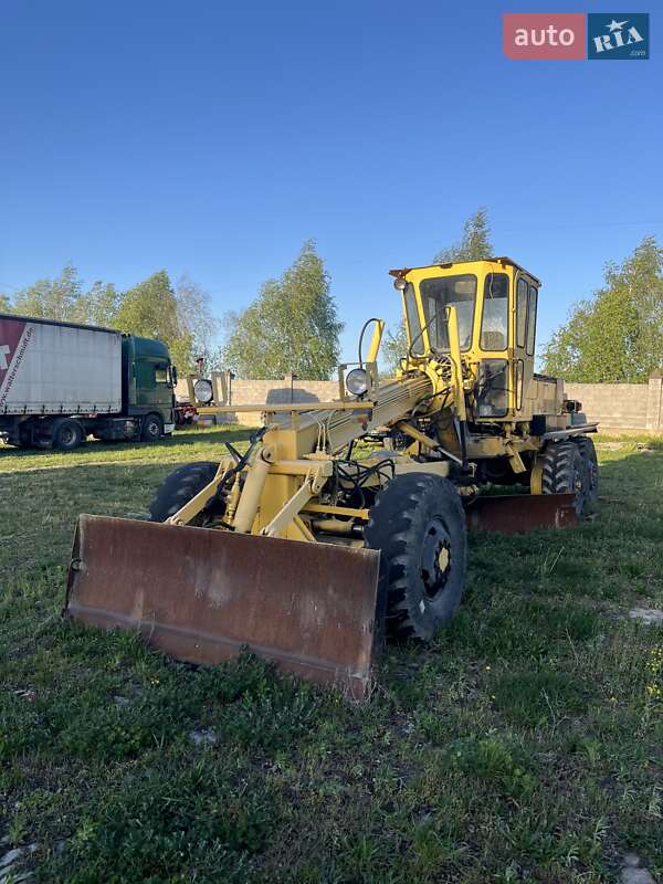 Автогрейдер Брянский Арсенал ДЗ 1992 в Могилев-Подольске