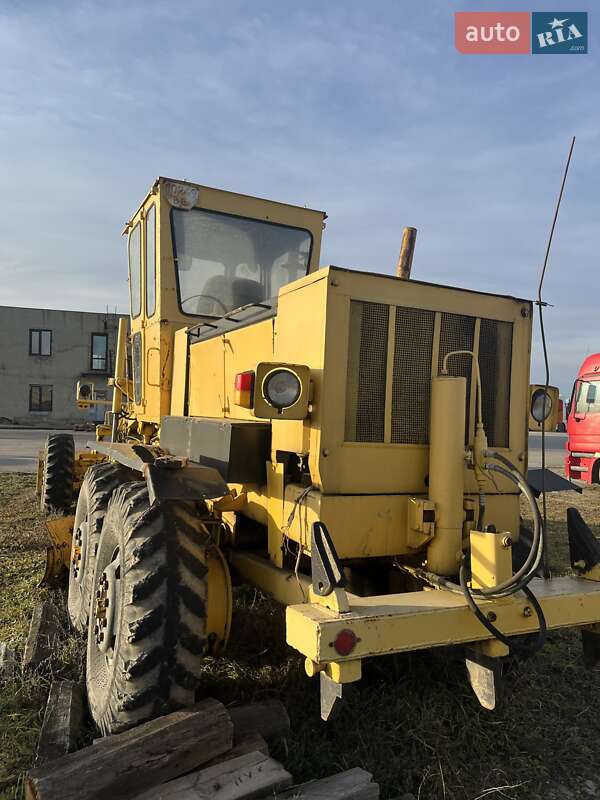 Автогрейдер Брянский Арсенал ДЗ 1992 в Могилев-Подольске