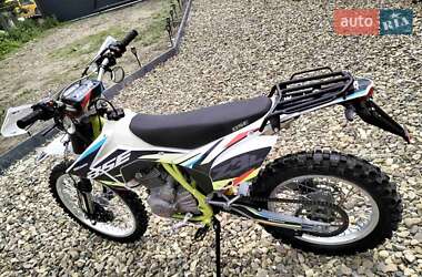 Мотоцикл Позашляховий (Enduro) BSE J3D 2023 в 