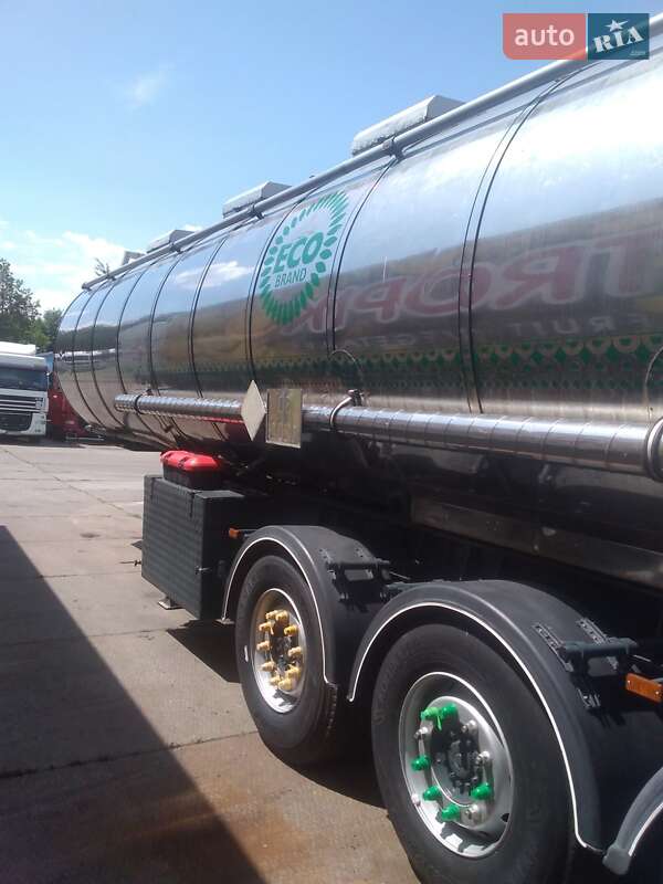Цистерна напівпричіп BSL STC-1M 1985 в Львові фото 3 Цистерна напівпричіп BSL STC-1M 1985 в Львові