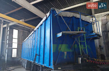 Цистерна напівпричіп BSL STC-1M 1994 в Києві