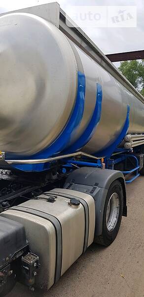 Цистерна полуприцеп BSLT ST-STC1 1994 в Черкассах