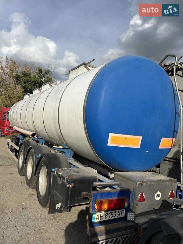 Цистерна напівпричіп BSLT ST-STC1 2000 в Дніпрі фото 2 Цистерна напівпричіп BSLT ST-STC1 2000 в Дніпрі