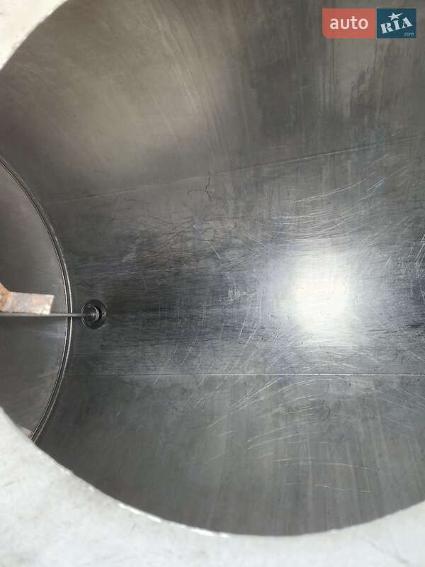 Цистерна полуприцеп BSLT STC 1999 в Ромнах