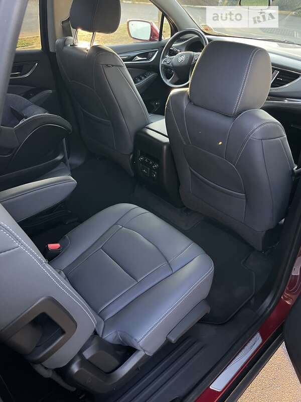 Позашляховик / Кросовер Buick Enclave 2018 в Києві