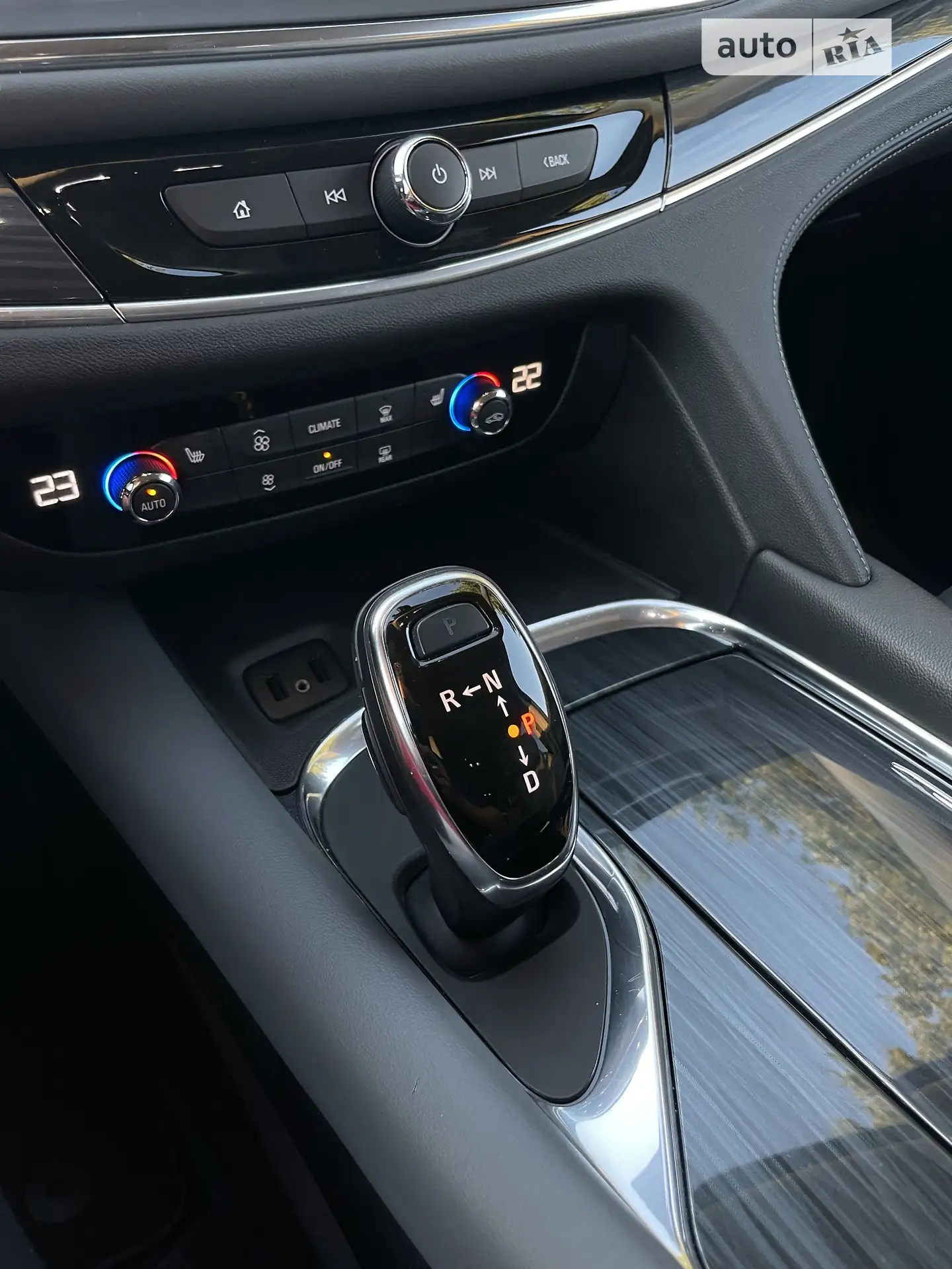 2018 Buick Enclave - мініатюра 26