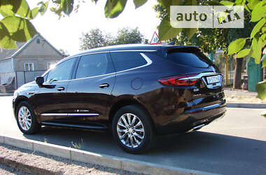 Внедорожник / Кроссовер Buick Enclave 2018 в 