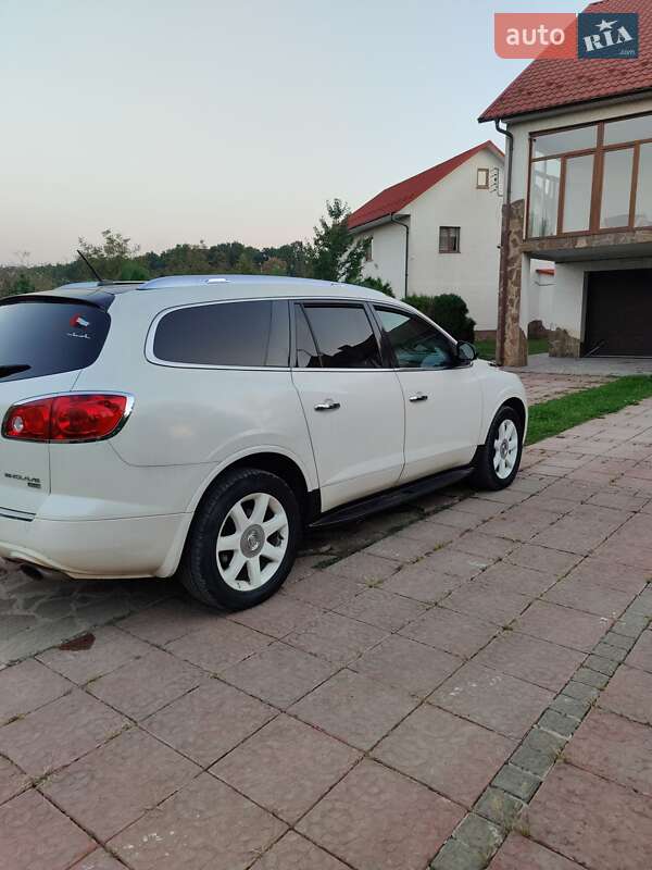 Внедорожник / Кроссовер Buick Enclave 2008 в Черновцах