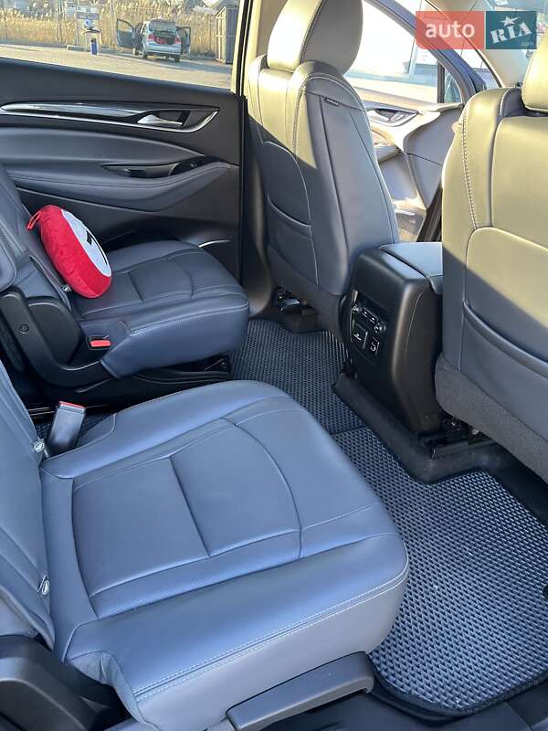Позашляховик / Кросовер Buick Enclave 2017 в Запоріжжі