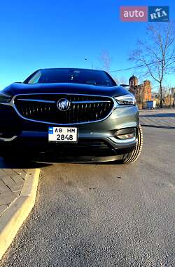 Позашляховик / Кросовер Buick Enclave 2017 в 