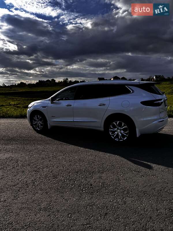Універсал Buick Enclave 2021 в Трускавці