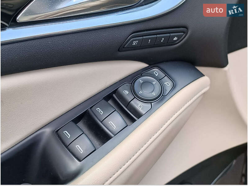 Внедорожник / Кроссовер Buick Enclave 2017 в Харькове