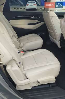 Позашляховик / Кросовер Buick Enclave 2023 в 
