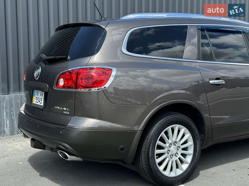 Внедорожник / Кроссовер Buick Enclave 2008 в Киеве