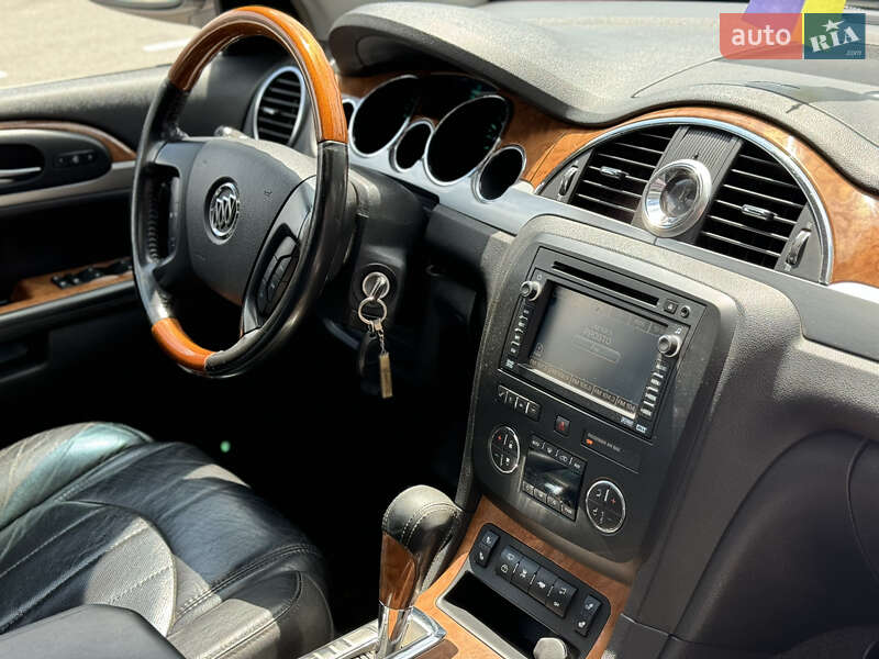 Внедорожник / Кроссовер Buick Enclave 2008 в Киеве