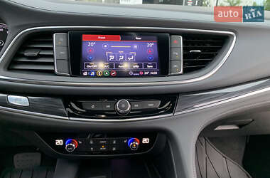 Позашляховик / Кросовер Buick Enclave 2023 в 