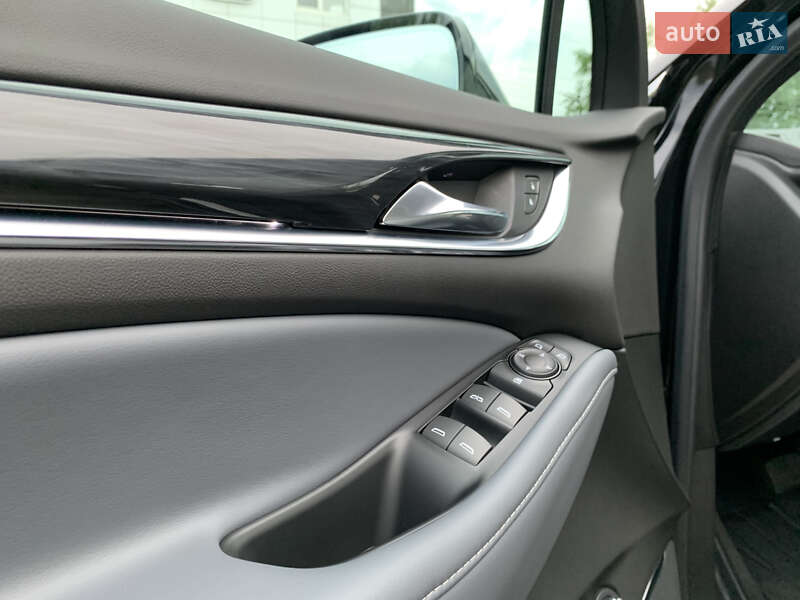 Позашляховик / Кросовер Buick Enclave 2023 в Києві фото 24 Позашляховик / Кросовер Buick Enclave 2023 в Києві
