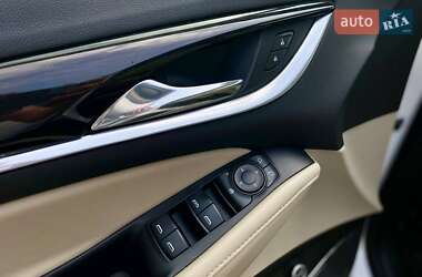 Внедорожник / Кроссовер Buick Enclave 2019 в 