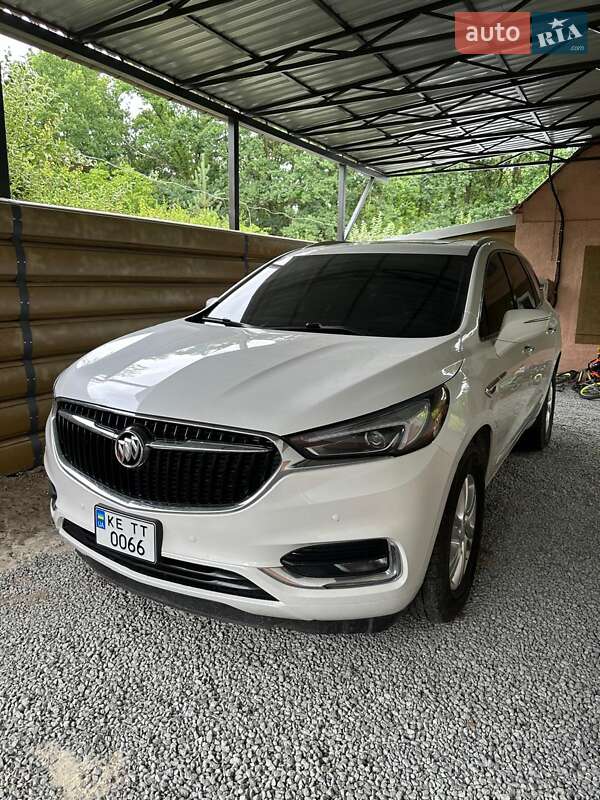 Внедорожник / Кроссовер Buick Enclave 2018 в 