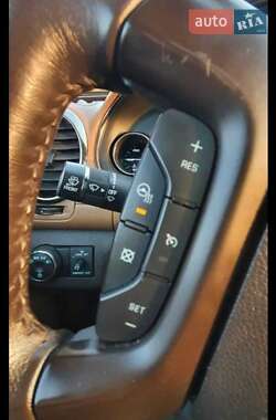 Позашляховик / Кросовер Buick Enclave 2016 в 