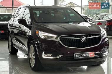 Позашляховик / Кросовер Buick Enclave 2018 в 