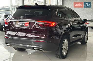 Позашляховик / Кросовер Buick Enclave 2018 в 