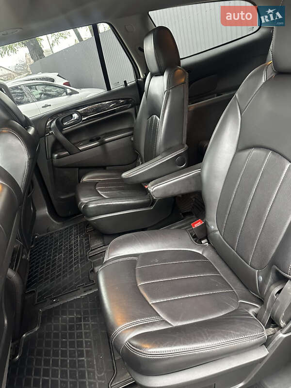 Позашляховик / Кросовер Buick Enclave 2013 в Броварах