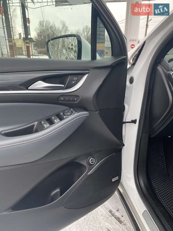 Внедорожник / Кроссовер Buick Enclave 2021 в Дергачах