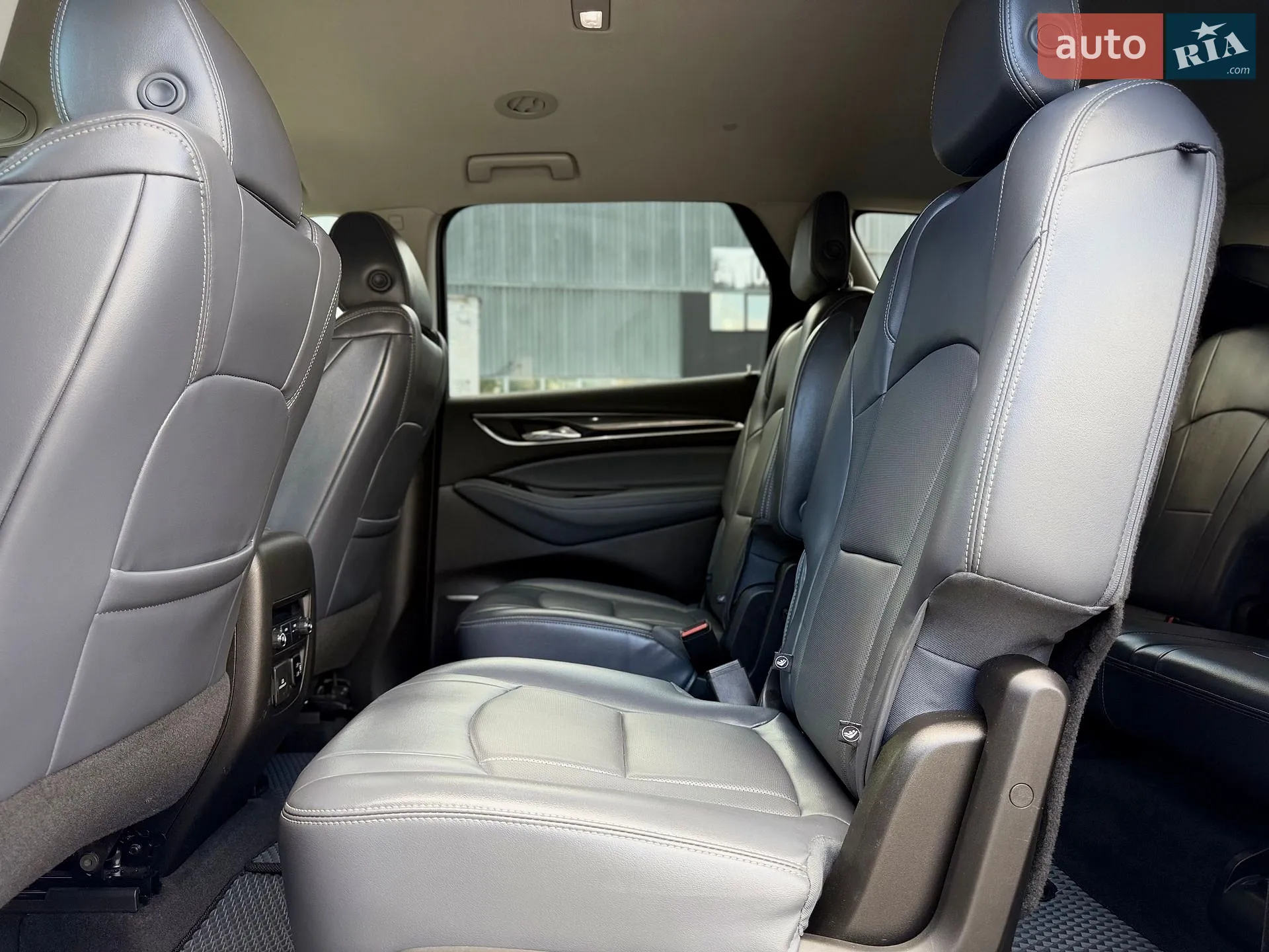 2017 Buick Enclave - мініатюра 22