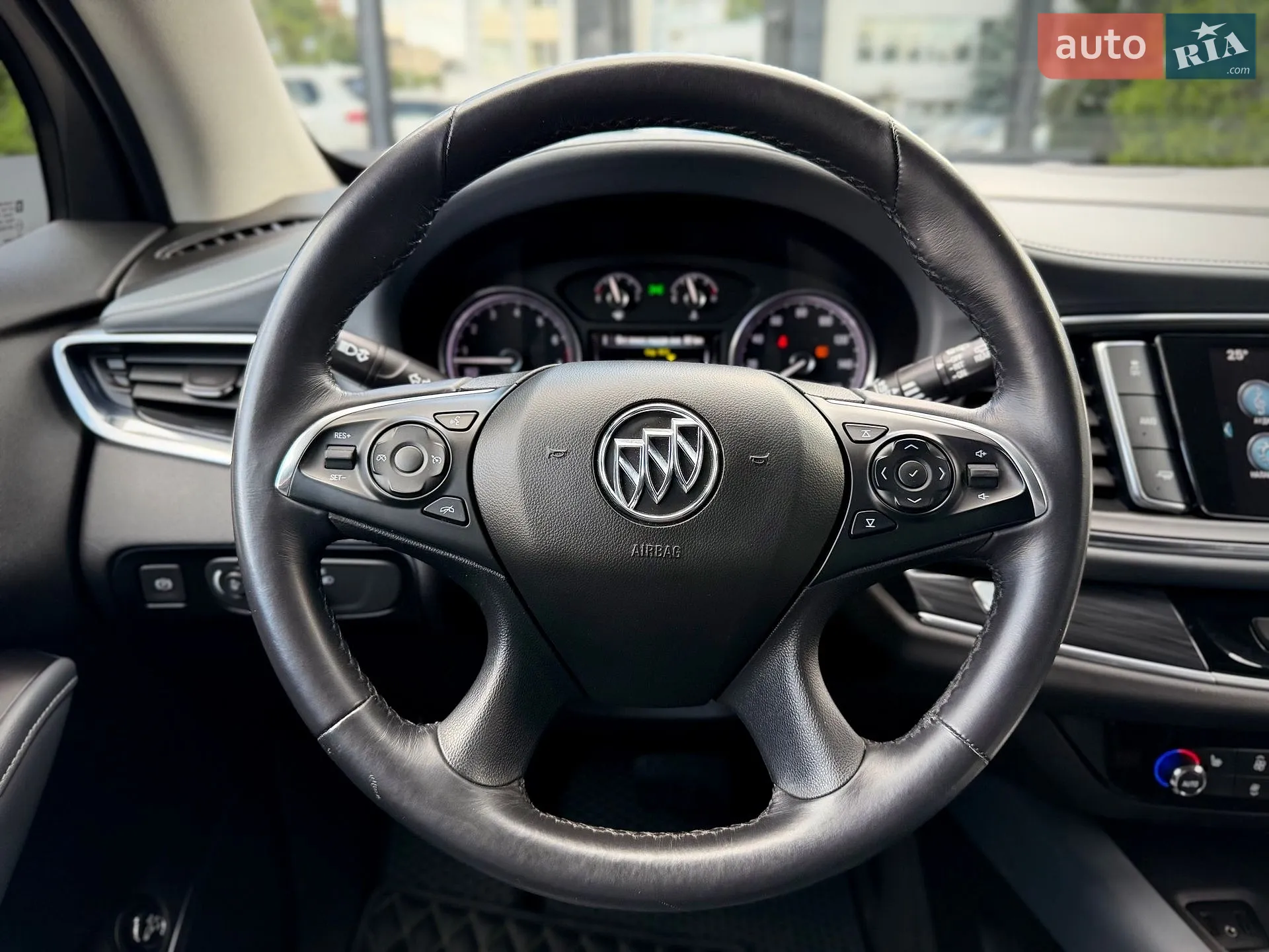 2017 Buick Enclave - мініатюра 32