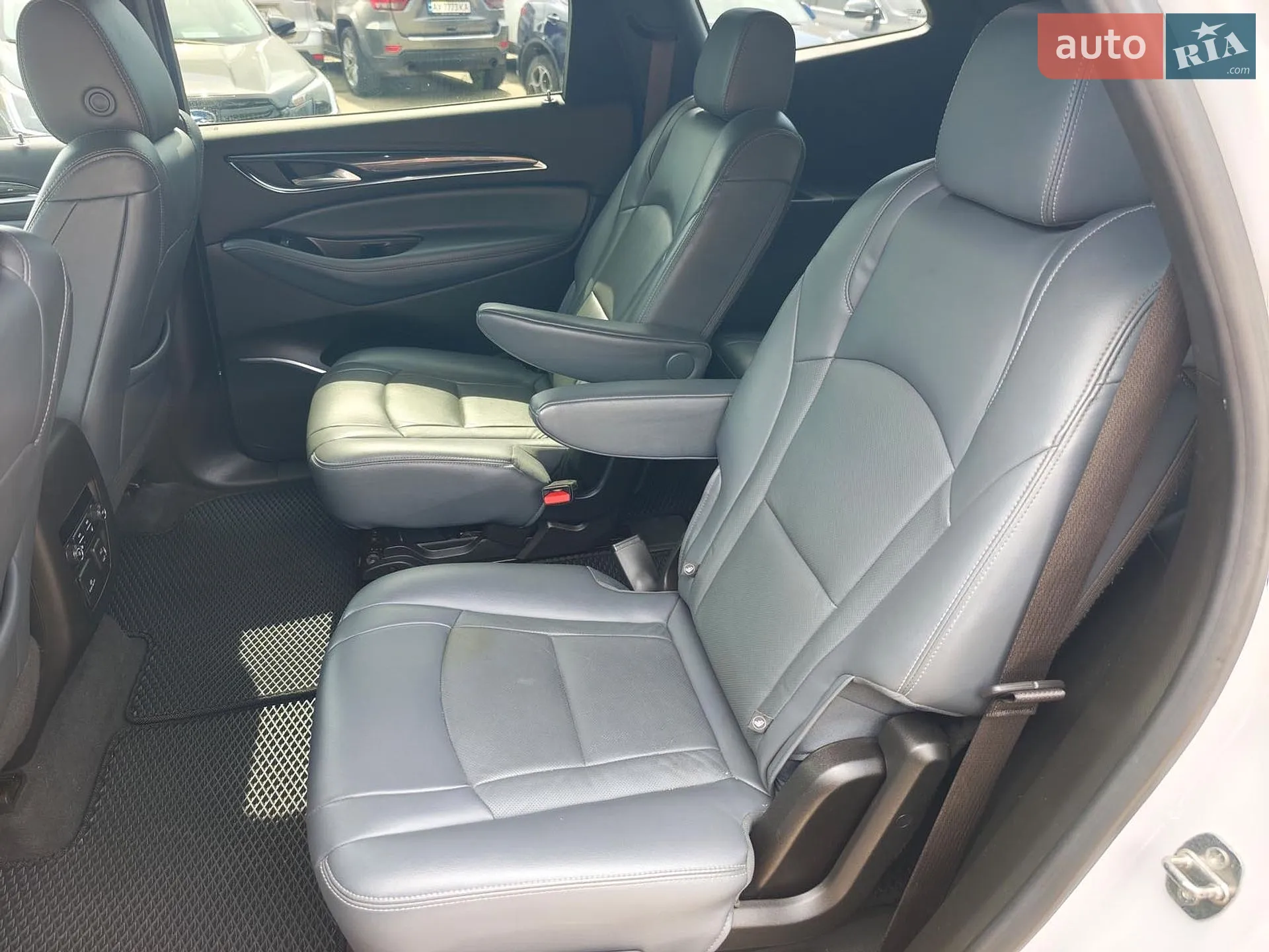 2021 Buick Enclave - мініатюра 17