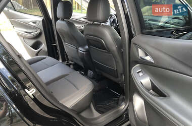 Внедорожник / Кроссовер Buick Encore GX 2020 в 