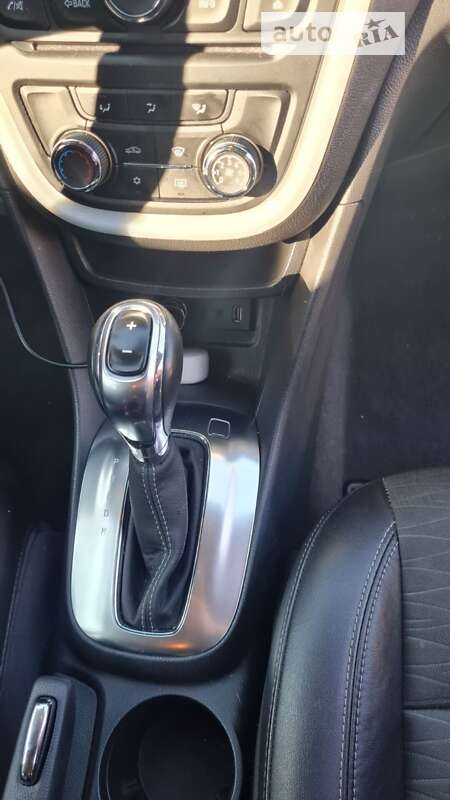 Позашляховик / Кросовер Buick Encore 2016 в Запоріжжі фото 8 Позашляховик / Кросовер Buick Encore 2016 в Запоріжжі