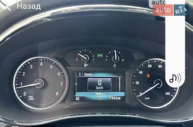 Внедорожник / Кроссовер Buick Encore 2017 в 