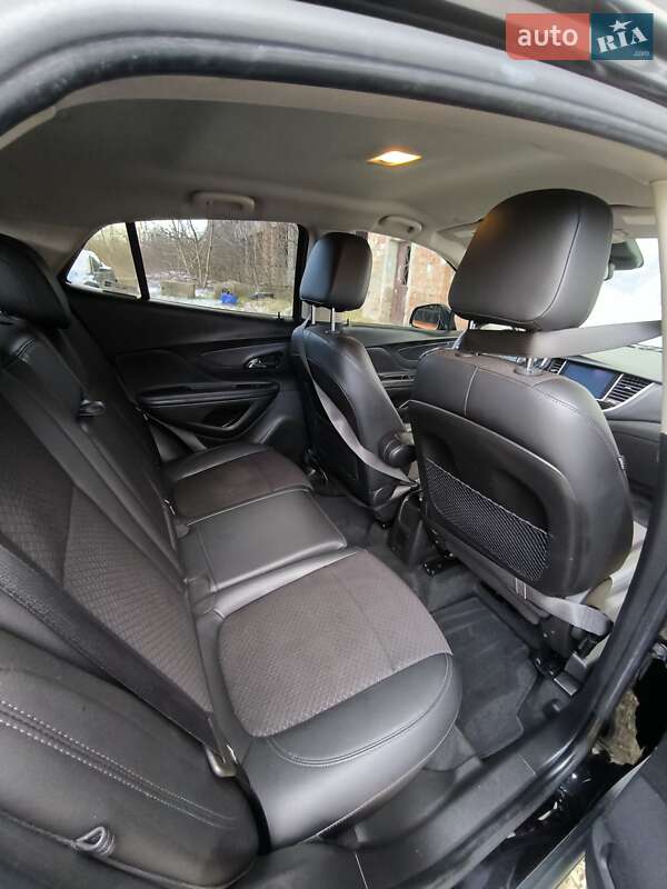 Позашляховик / Кросовер Buick Encore 2019 в Чернівцях