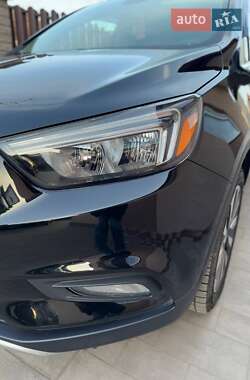 Позашляховик / Кросовер Buick Encore 2017 в 