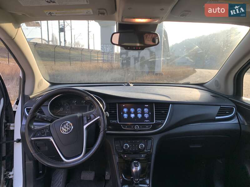 Внедорожник / Кроссовер Buick Encore 2018 в Киеве