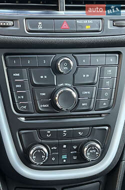 Позашляховик / Кросовер Buick Encore 2013 в 